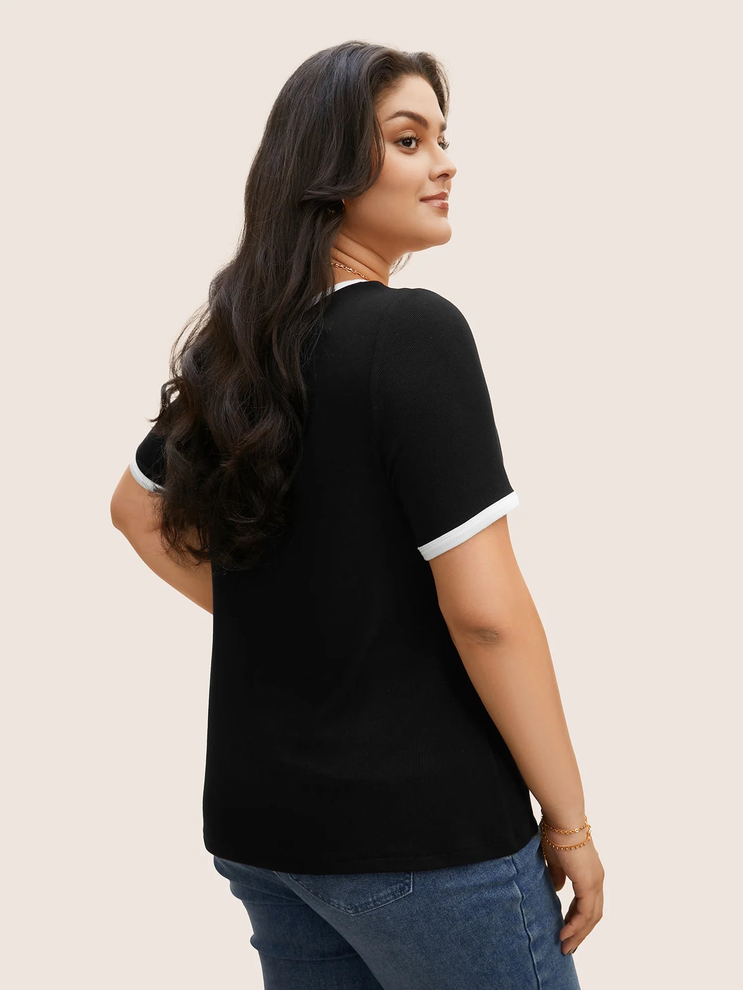 Asymmetrical Neck Contrast Trim Pit Strip T-shirt